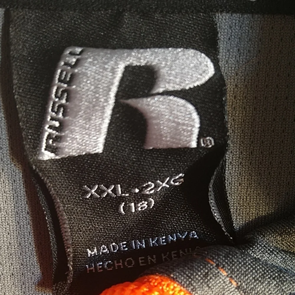 BOYS RUSSELL ATHLETIC SWEATSHIRT ♂️🧒 - Picture 2 of 6